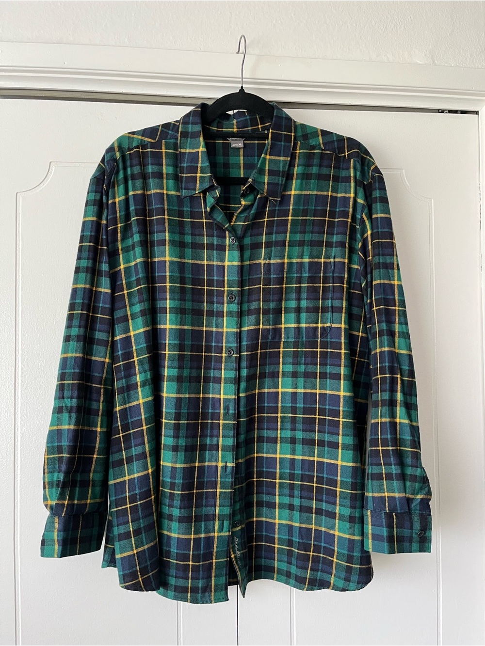 Women’s Green Plaid Button-Up Shirt Cabincore